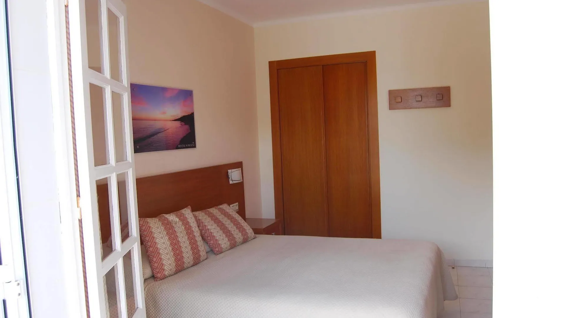 Hostal Marazul Nerja Hotel